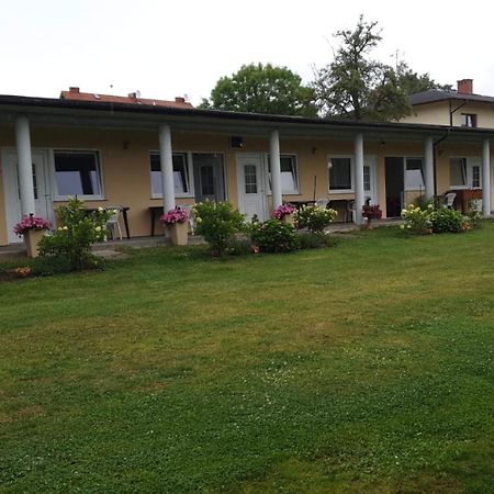 Pomerania Pokoje U Oliwii Rewal Exterior foto
