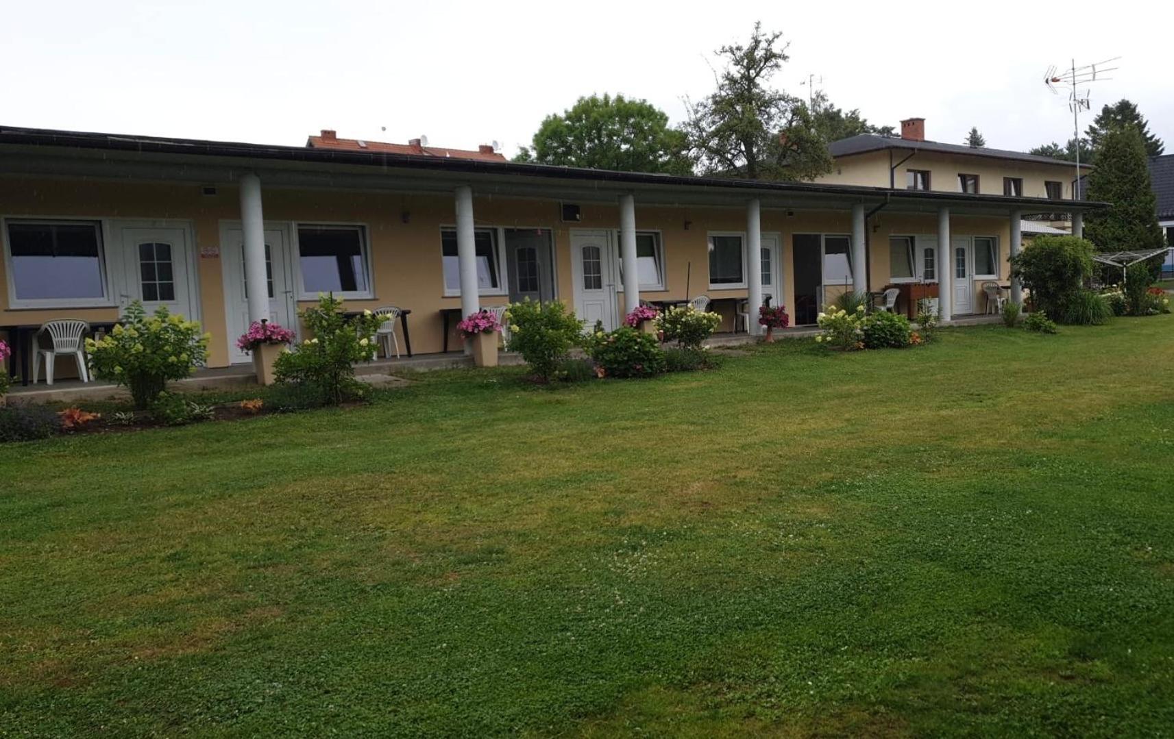 Pomerania Pokoje U Oliwii Rewal Exterior foto